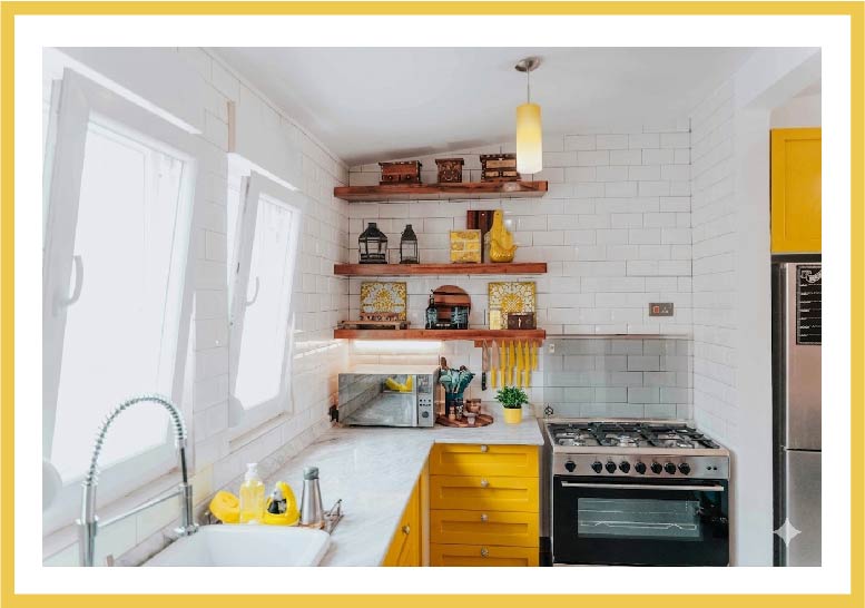 Organisation intérieure dans le Var, optimisation de l’espace et rangement sur mesure pour une maison fonctionnelle et mieux organisée au quotidien.